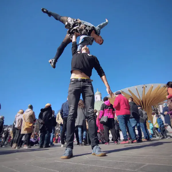 acrobatics image from instagram