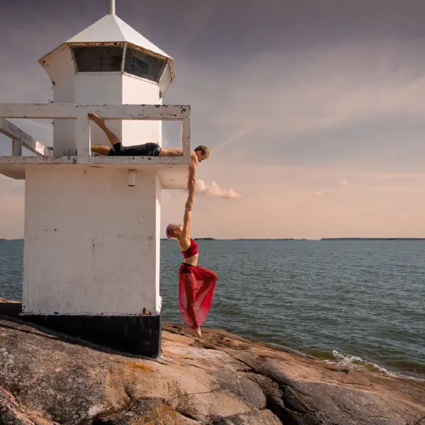 acrobatics image from instagram