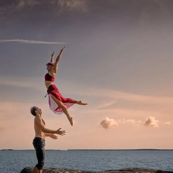 acrobatics image from instagram